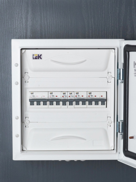 IEK ARMAT Автоматический выключатель M06N 1P C 32А