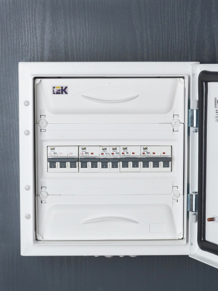 IEK ARMAT Автоматический выключатель M10N 2P D 6А