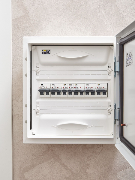 IEK ARMAT Автоматический выключатель M06N 1P B 10А