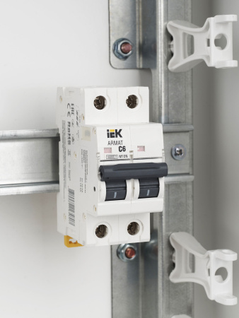 IEK ARMAT Автоматический выключатель M10N 2P C 6А