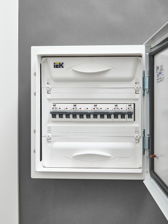 IEK ARMAT Автоматический выключатель M06N 3P D 6А