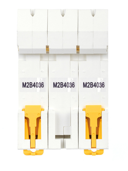 IEK ARMAT Автоматический выключатель M06N 3P B 40А