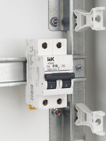 IEK ARMAT Автоматический выключатель M10N 2P C 10А