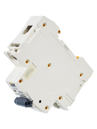 IEK ARMAT Автоматический выключатель M06N 1P C 0,5А