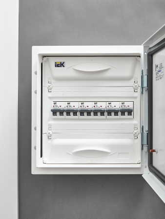 IEK ARMAT Автоматический выключатель M06N 2P D 6А