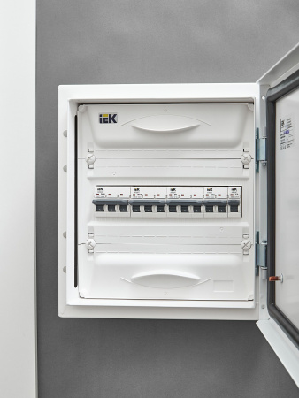IEK ARMAT Автоматический выключатель M06N 3P B 10А