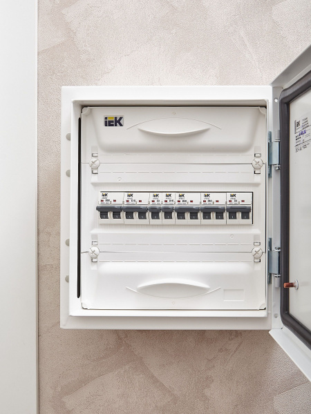 IEK ARMAT Автоматический выключатель M06N 1P C 3А