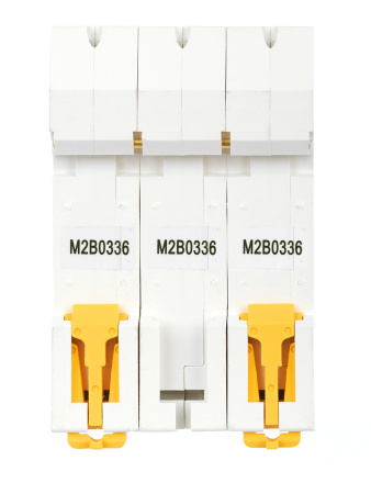 IEK ARMAT Автоматический выключатель M06N 3P B 3А