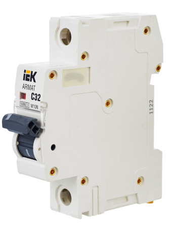 IEK ARMAT Автоматический выключатель M10N 1P C 32А