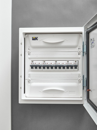 IEK ARMAT Автоматический выключатель M10N 3P D 6А