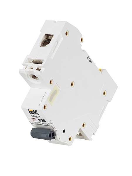 IEK ARMAT Автоматический выключатель M06N 1P C 25А