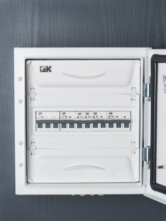 IEK ARMAT Автоматический выключатель M06N 1P C 0,5А