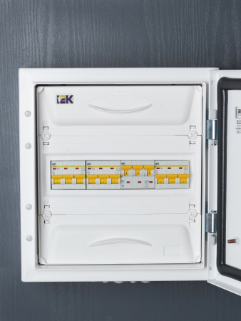 IEK KARAT Автоматический выключатель ВА47-29 3Р 32А 4,5кА х-ка D