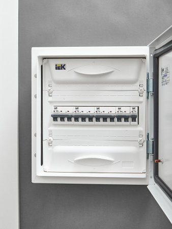 IEK ARMAT Автоматический выключатель M06N 3P B 3А