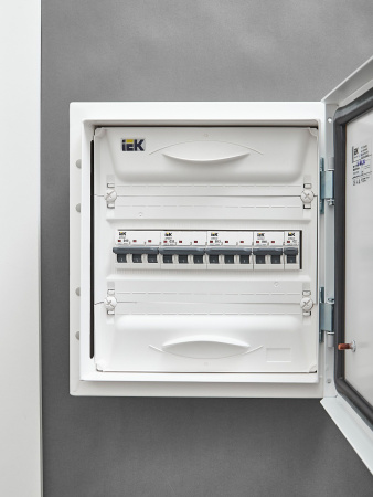 IEK ARMAT Автоматический выключатель M06N 3P B 13А